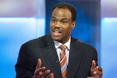 NBA star-turned-investor David Robinson helps raise $50 million for Texas investment fund