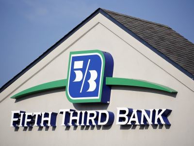 Fifth Third to invest $20 million in South and West side opportunity zones